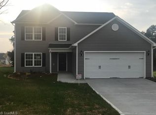 208 Robbins Rd, Winston Salem, NC 27107