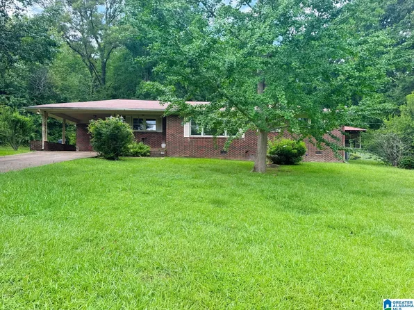 1315 Gloria Ln, Weaver, AL 36277