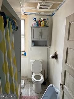 5th image of 5036 Chancellor St