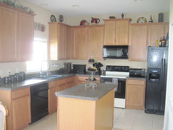 3rd image of 4551 Aguila Pl