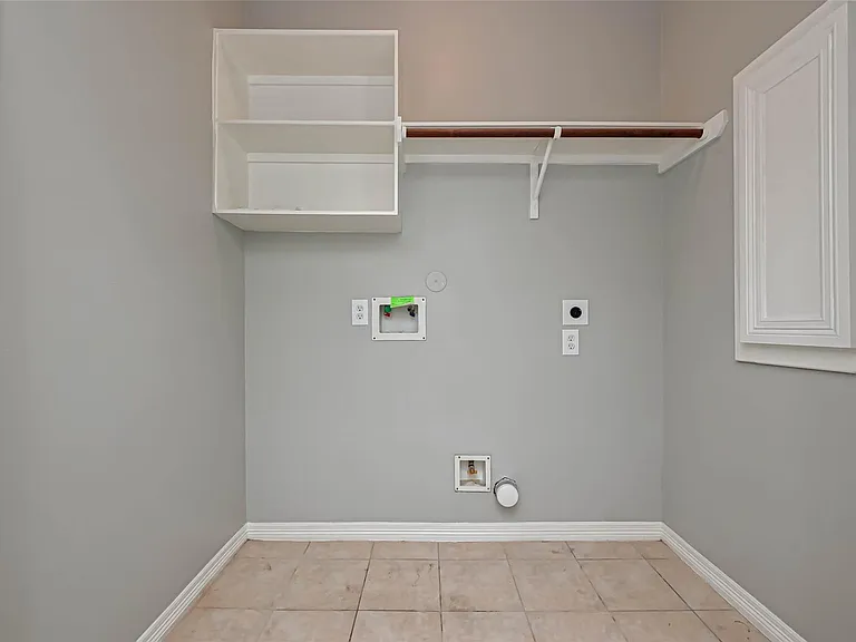 7816 Stoneyway Dr — Photo 26