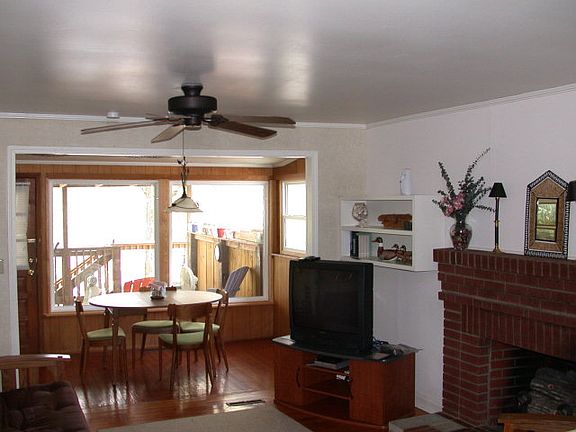 5th image of 108 Mountain Shore Dr