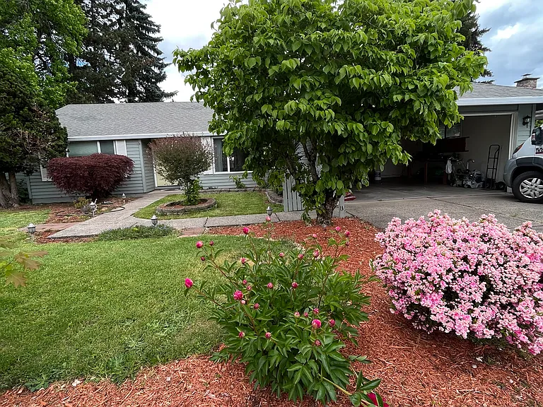 9875 SW Alsea Dr — Photo 37