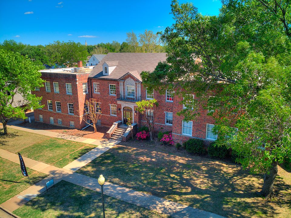 1st image of 620 NW 21st St #1