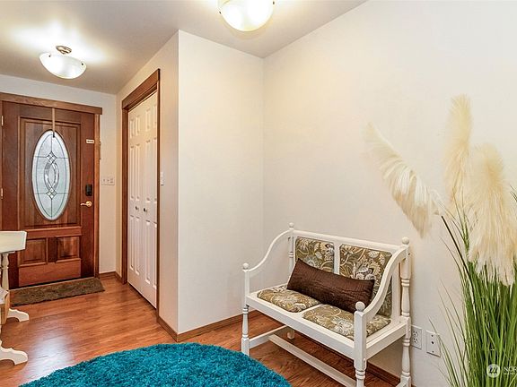3rd image of 11428 47th Avenue NE