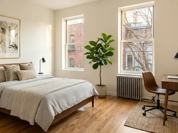 25 Downing Street image 1 of 6