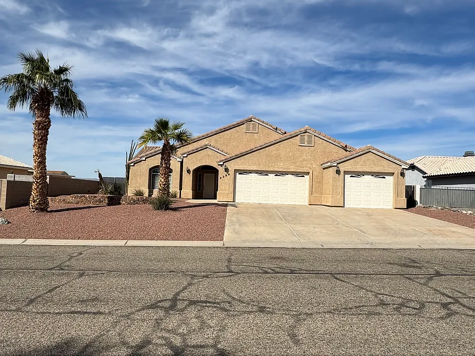 2399 E Klamath Loop