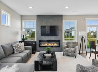 1901 Prospect Ln, Carver, MN 55315