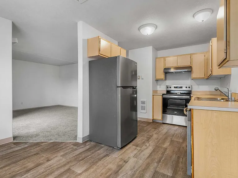 Heritage Park Apartments — Photo 14