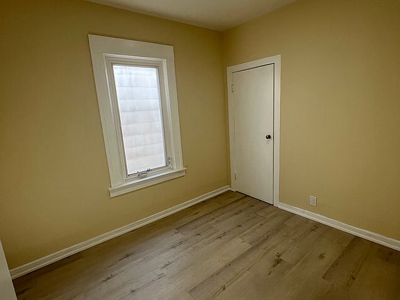 5th image of 2450 Lake St APT 3