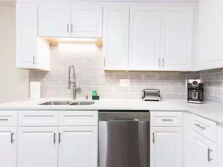 846 Park Pl NE — Photo 136