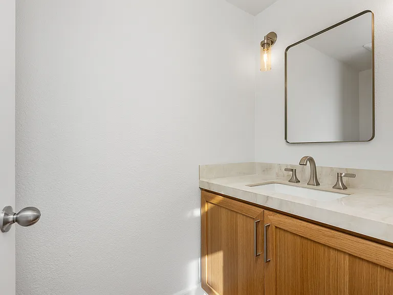 24512 Alta Vista Dr #B — Photo 19