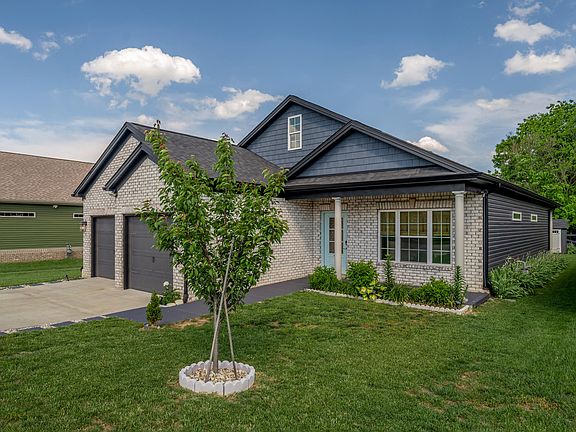 2nd image of 2772 Sullivans Trce