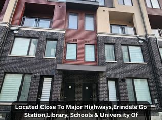 3429 Ridgeway Dr #15, Mississauga, ON L5L 0B9