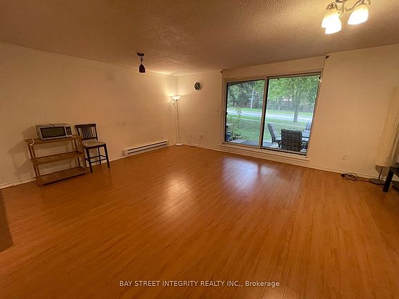 4th image of 3740 Don Mills Rd #107