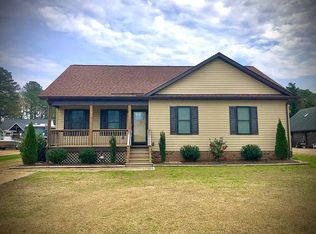3095 N Riverside Dr, Lanexa, VA 23089