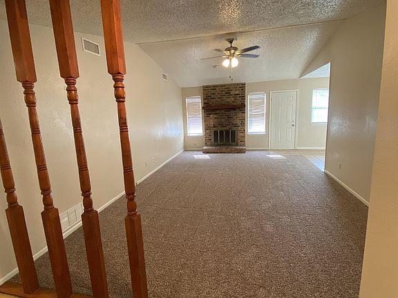 2nd image of 2306 Hunt Dr