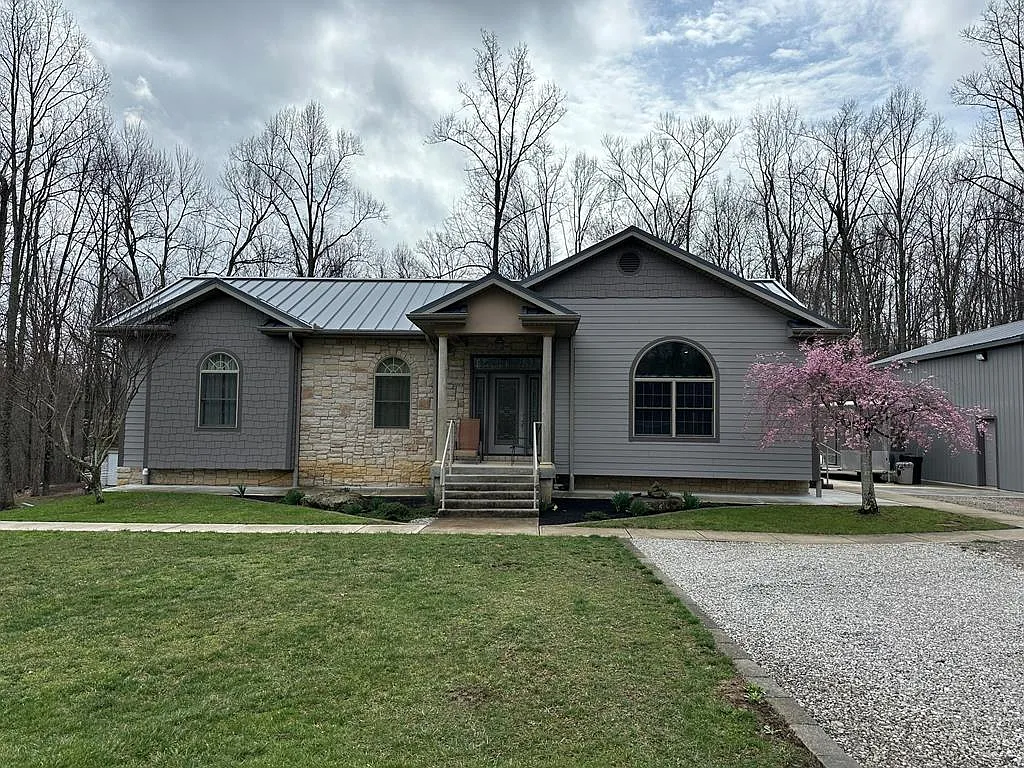 2246 Cutlip Rd photo 1