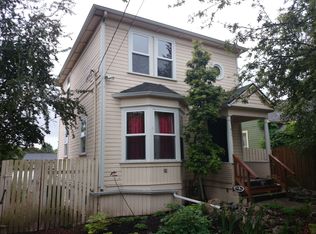 317 28th Ave S, Seattle, WA 98144