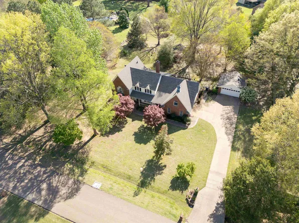 3359 Bruton Parish Dr, Memphis, TN 38133