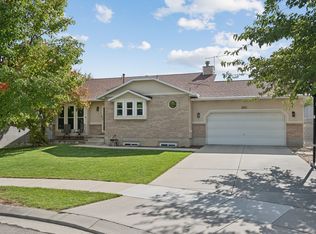 1891 W Orchard View Cir, South Jordan, UT 84095