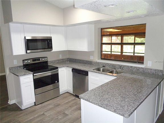 3rd image of 1183 Palm Cove Dr