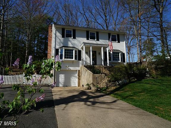 2nd image of 1003 England Dr