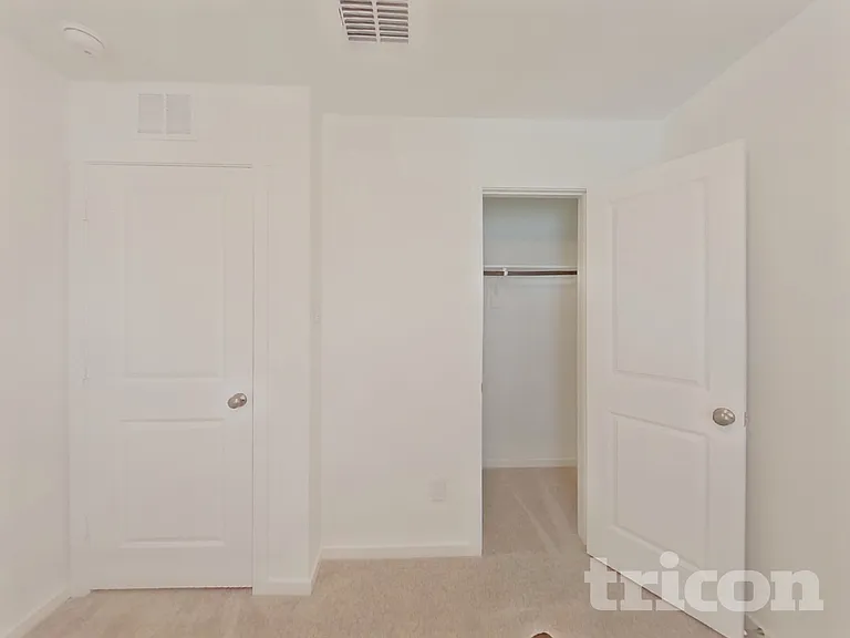 10712 Cowhide Ln — Photo 9