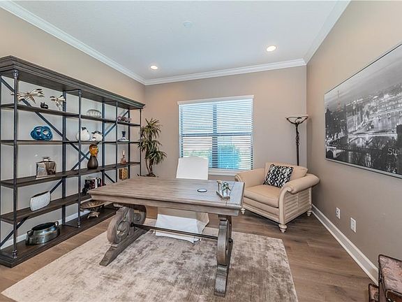 3rd image of 11374 Juglans Dr