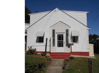 23 Chestnut Pkwy, Wallingford, PA 19086