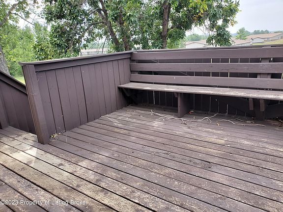 2nd image of 1014 6th Ave SE