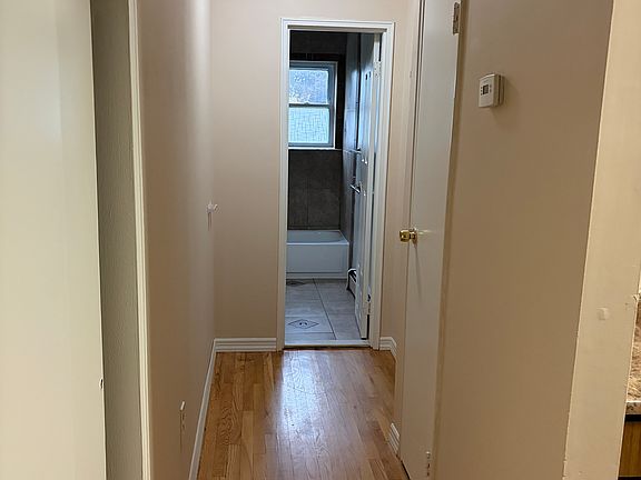5th image of 4F Manchester Ct