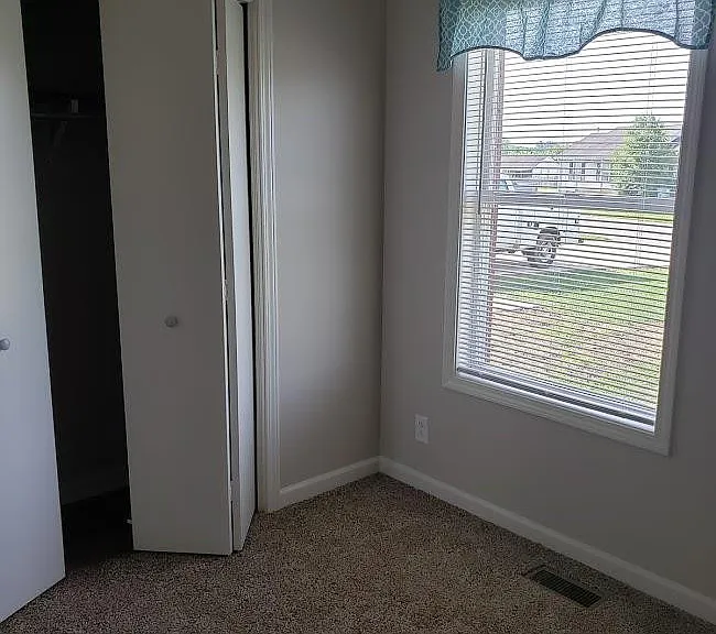 117 Waterford Dr — Photo 14