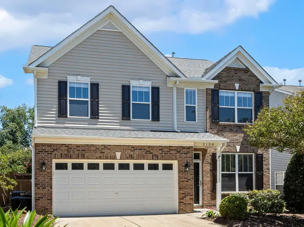 2128 Feather Ridge Dr, Holly Springs, NC 27540