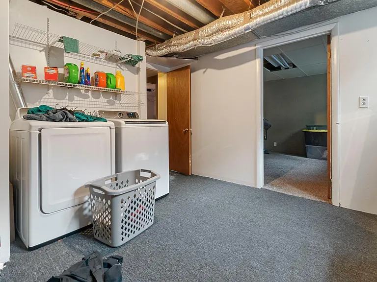 1415 E Murphys Ln — Photo 21