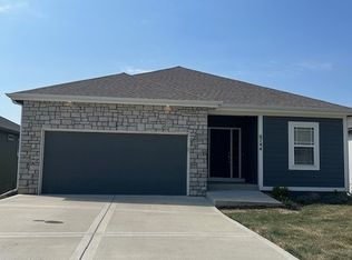6784 Praire Ln, Kansas City, MO 64152