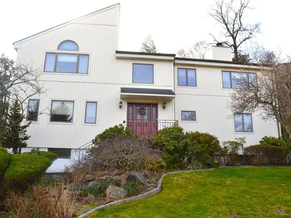 21 Malcolm Wilson Lane, Tuckahoe, NY 10707