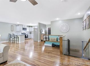 7194 State Road D, Camdenton, MO 65020