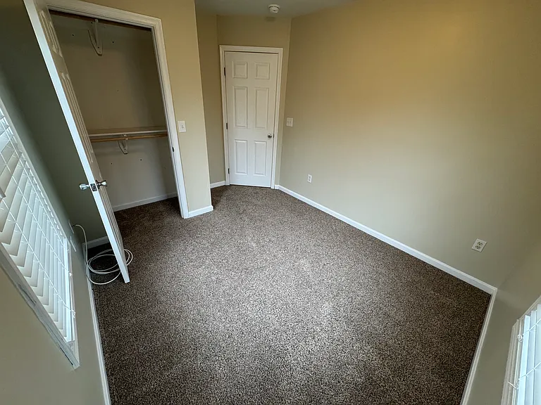 6 Apple St — Photo 23