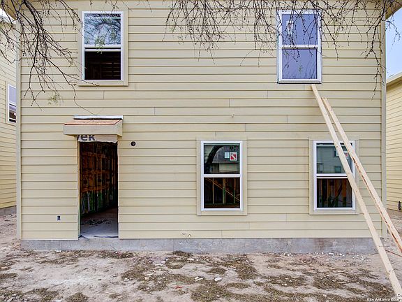 3rd image of 2219 Dry Moss Way