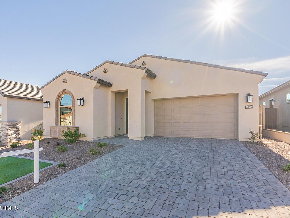 1st image of 21387 W MEADOWBROOK Avenue