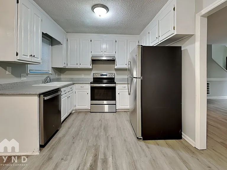 2523 Sumter Dr — Photo 6