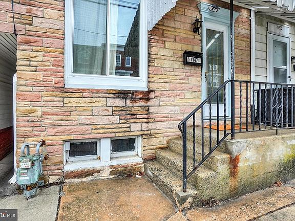 2nd image of 1147 E King St
