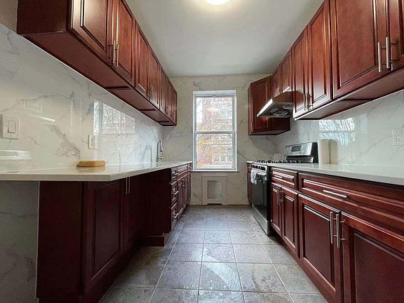3rd image of 8678 17th Ave APT 1