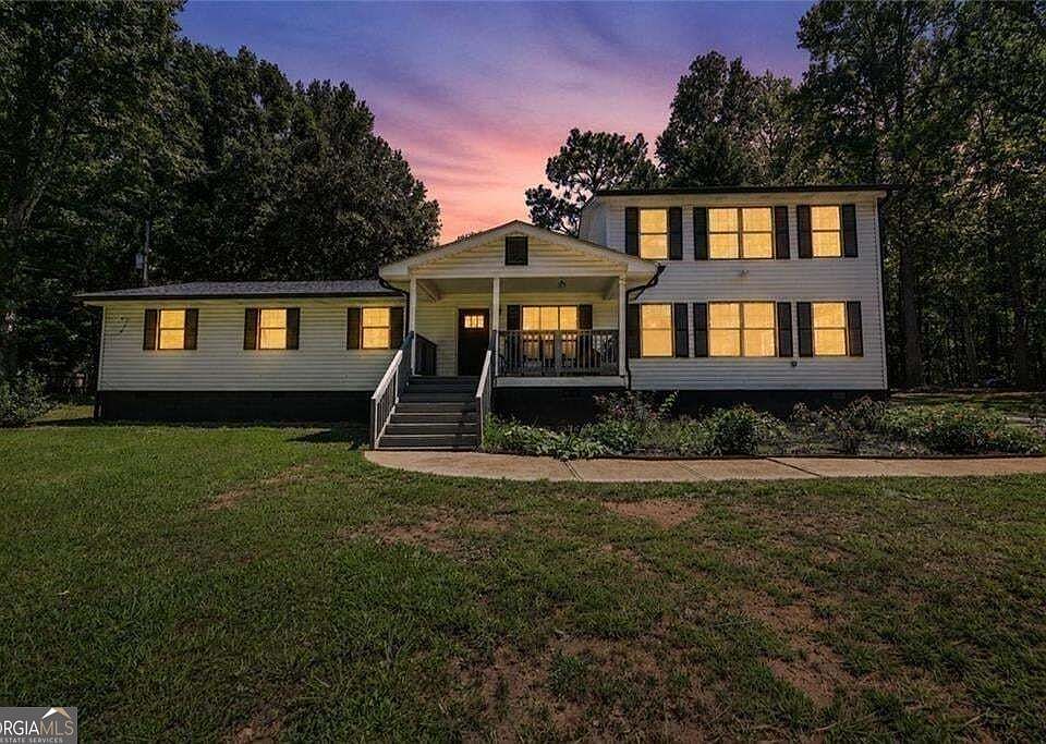 1st image of 727 Tanners Bridge Cir