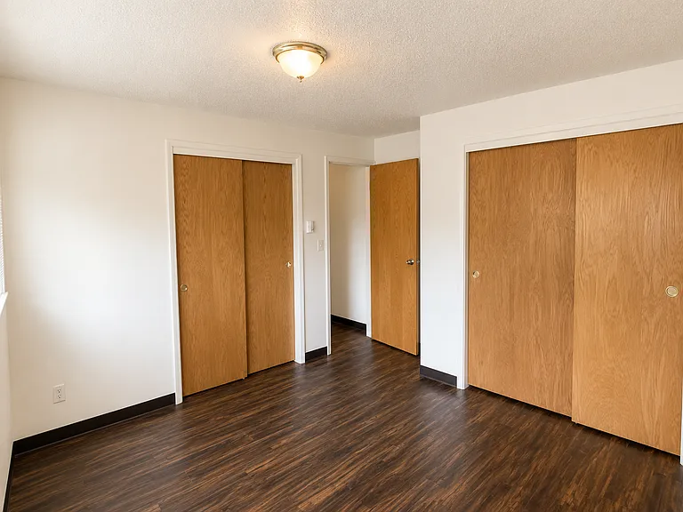 2303 Jefferson St #2 — Photo 6