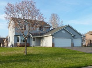 22600 Fawn Trl, Rogers, MN 55374