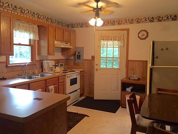 3rd image of 36978 S White Pine Row