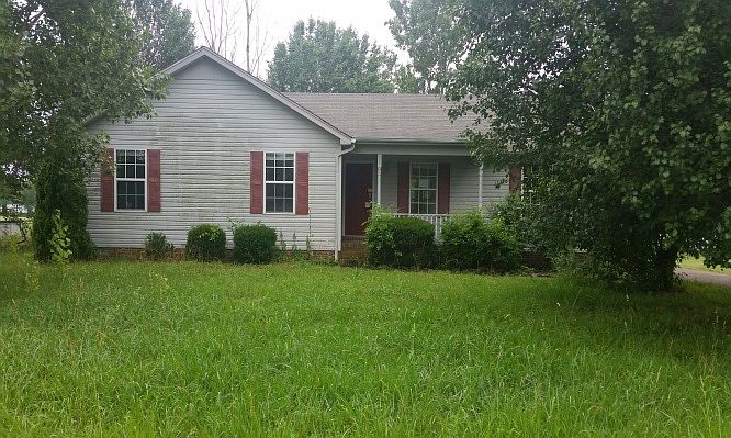 1st image of 105 W Monterey Ct