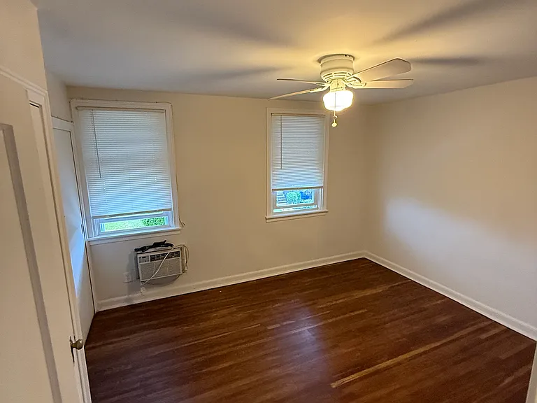 4510 Tudor St — Photo 16